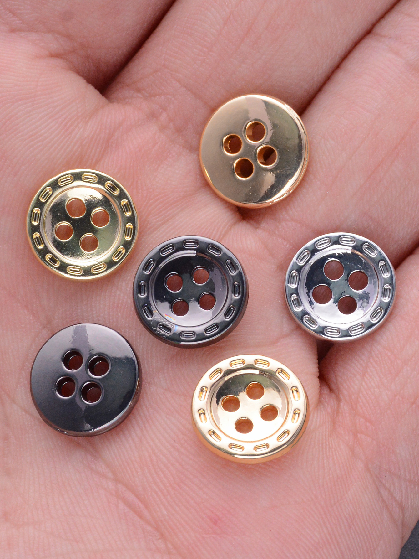 10Pcs/Pack 12mm 4-Hole Round M - đánh giá và giá Men Accessories Gadgets
